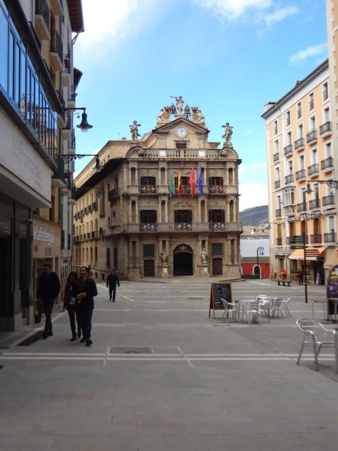 Plaza Consistorial Apartamento Pamplona Exterior foto